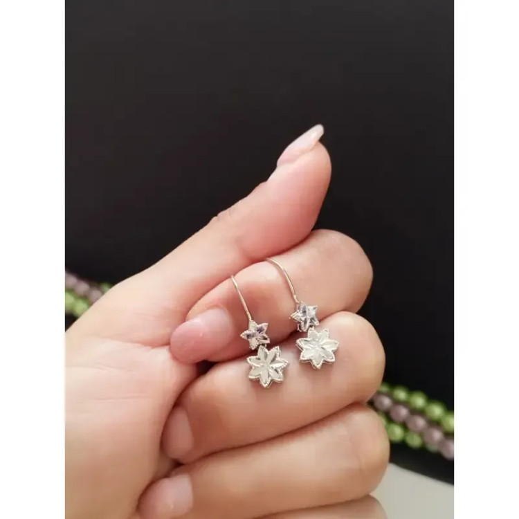 گوشواره نقره زنانه آویز عیار 925 با روکش طلا سفید طرح خاص